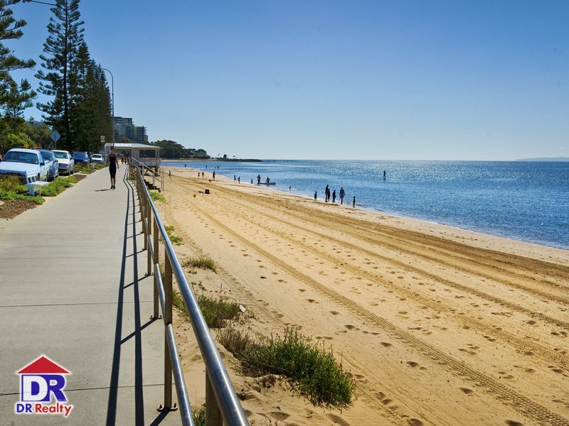 8 Robertson Ave, Margate QLD 4019