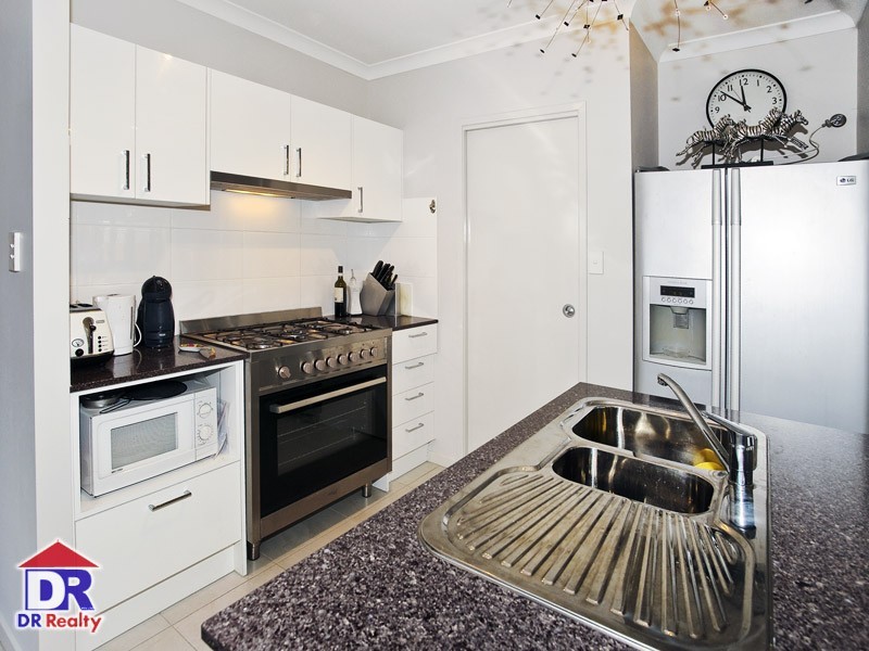 260A Scarborough Rd, Scarborough QLD 4020