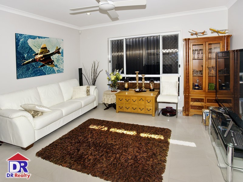 260A Scarborough Rd, Scarborough QLD 4020