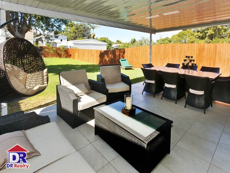 260A Scarborough Rd, Scarborough QLD 4020