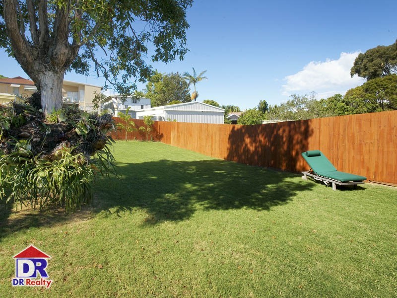 260A Scarborough Rd, Scarborough QLD 4020