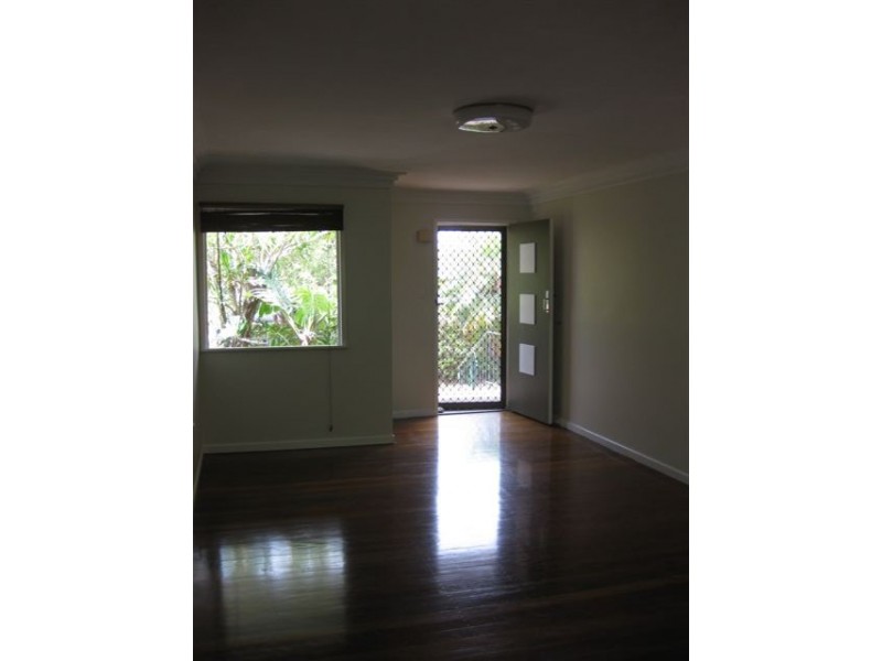 12 Rotary Cres, Redcliffe QLD 4020