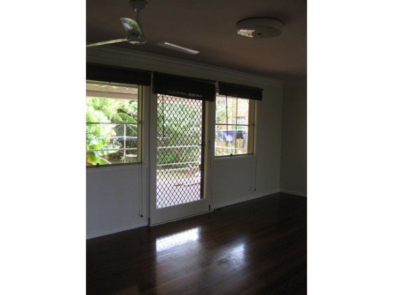 12 Rotary Cres, Redcliffe QLD 4020
