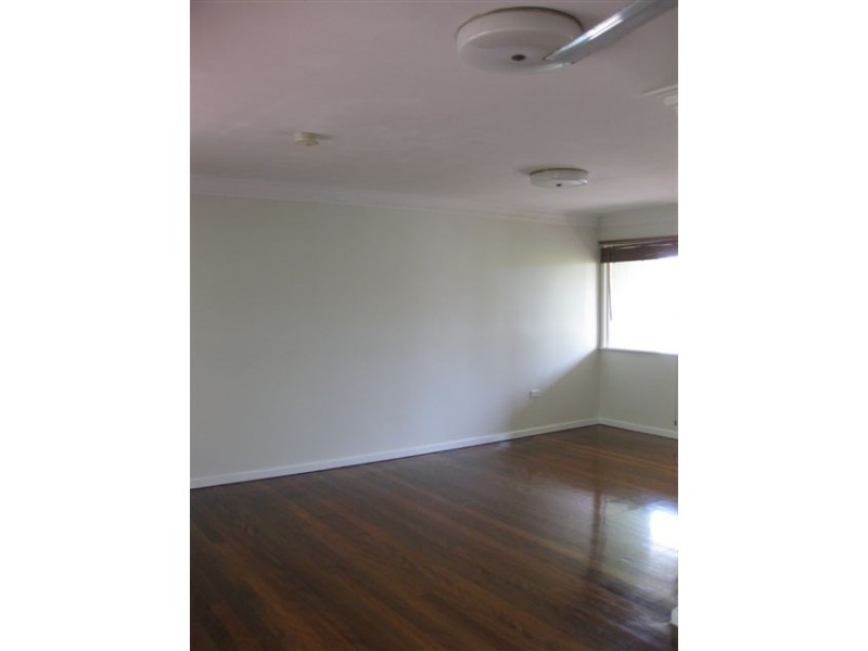 12 Rotary Cres, Redcliffe QLD 4020
