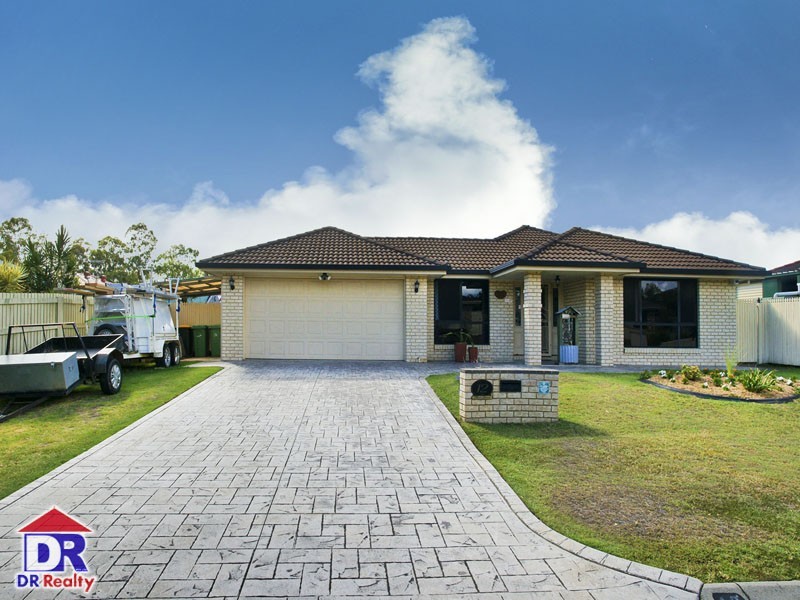 12 Fleur St, Rothwell QLD 4022