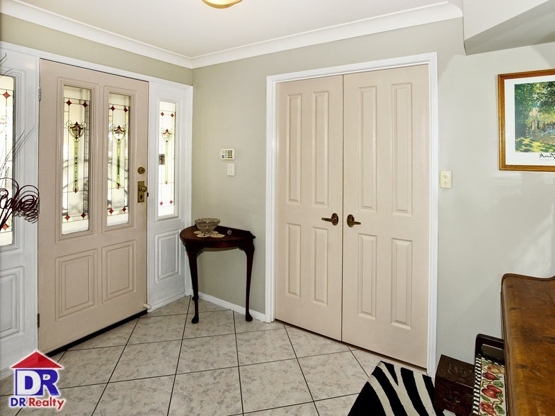 12 Fleur St, Rothwell QLD 4022