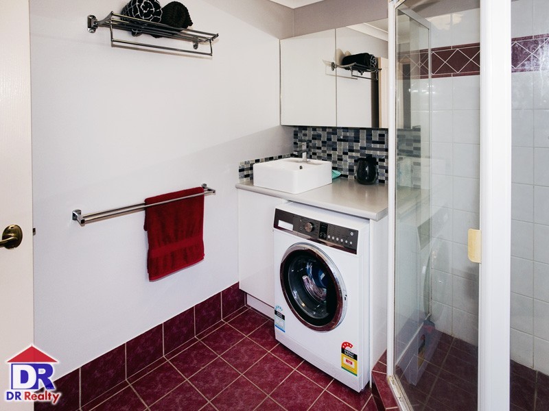 12 Fleur St, Rothwell QLD 4022