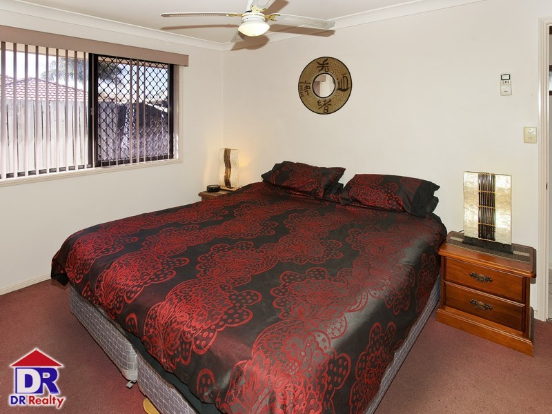 12 Fleur St, Rothwell QLD 4022