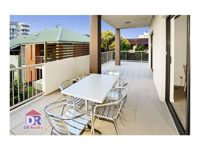 9/41 Anzac Avenue, Redcliffe QLD 4020
