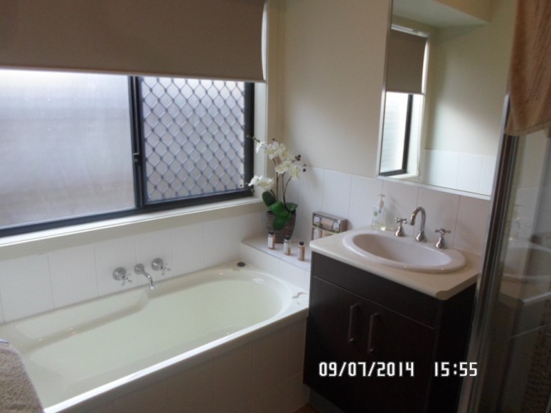 3 Otter Court, Rothwell QLD 4022