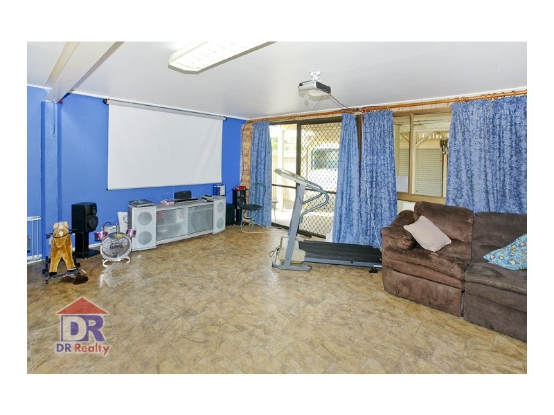 4 Abelia Cres, Kippa-ring QLD 4021