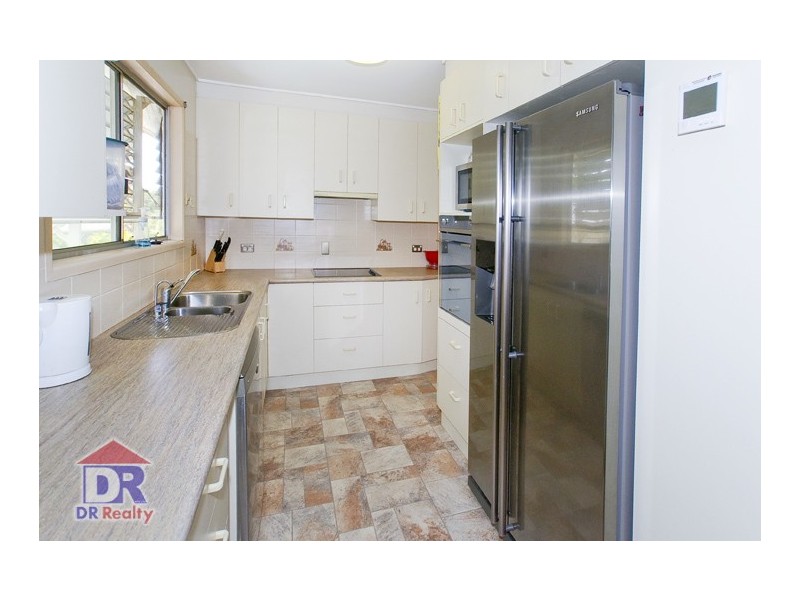 4 Abelia Cres, Kippa-ring QLD 4021