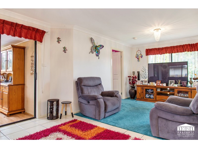 2/65 Carnarvon Circuit, East Maitland NSW 2323