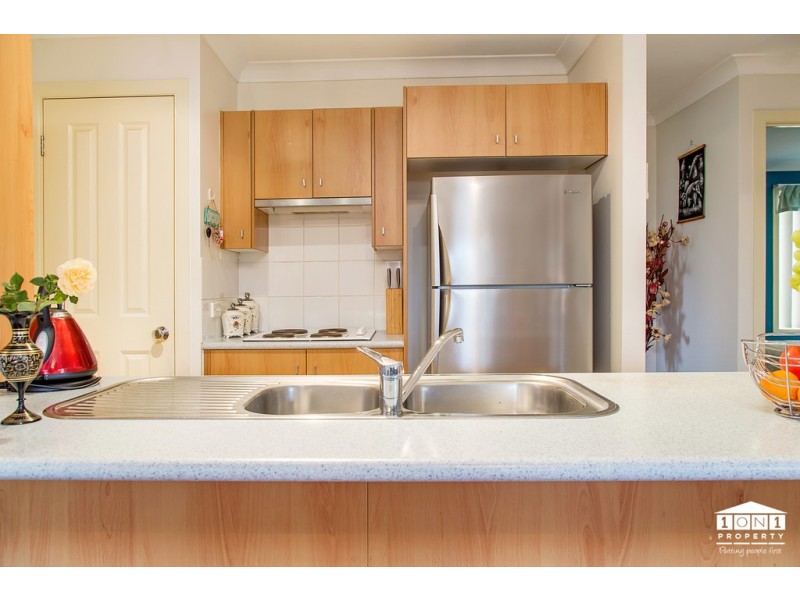 2/65 Carnarvon Circuit, East Maitland NSW 2323