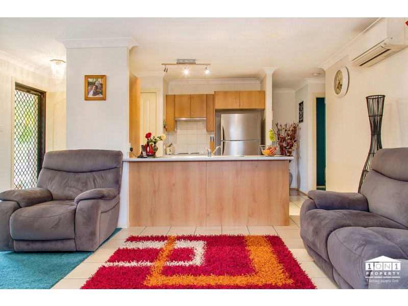 2/65 Carnarvon Circuit, East Maitland NSW 2323