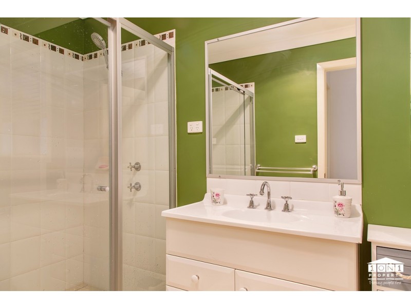 2/65 Carnarvon Circuit, East Maitland NSW 2323