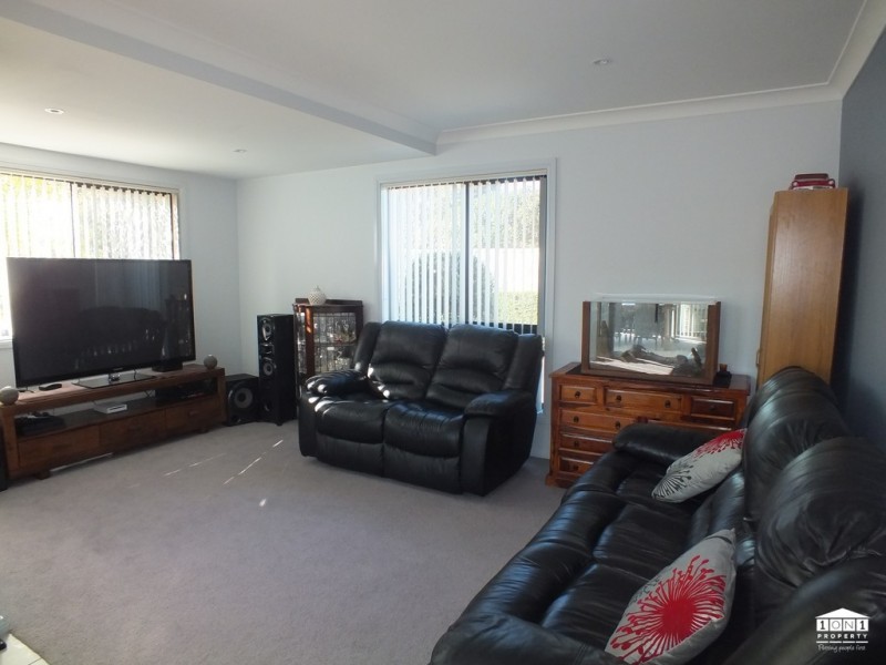 1/11 Sweet Street, Warners Bay NSW 2282