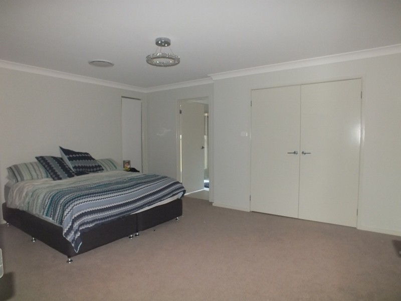 7 Victoria Road, Kurri Kurri NSW 2327