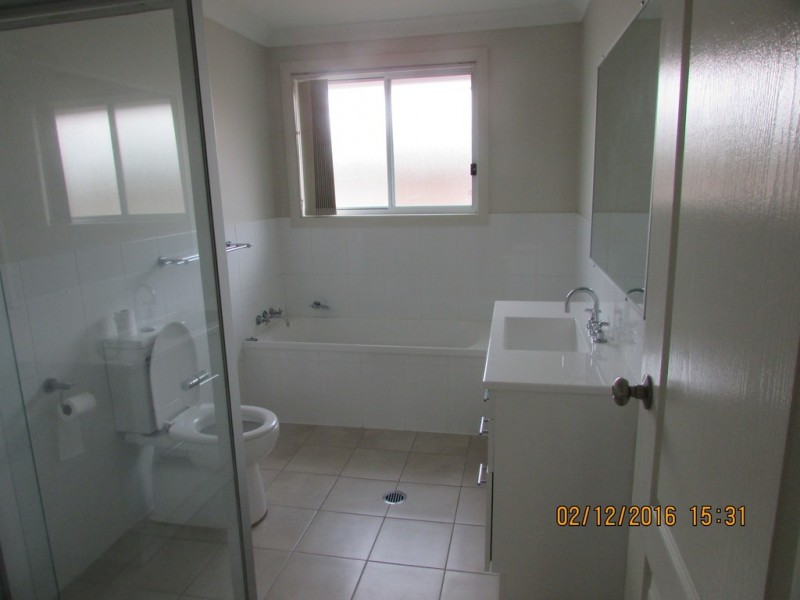 3 Heath Avenue, Aberglasslyn NSW 2320