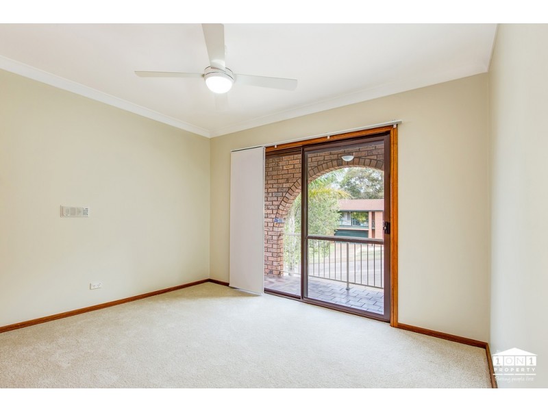 156 Glad Gunson Dr, Eleebana NSW 2282