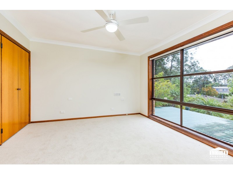 156 Glad Gunson Dr, Eleebana NSW 2282