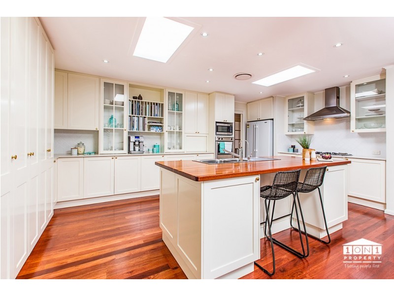 34 Leichhardt Rd, Valentine NSW 2280