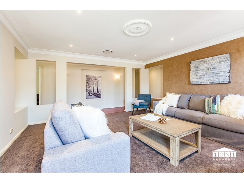 34 Leichhardt Rd, Valentine NSW 2280