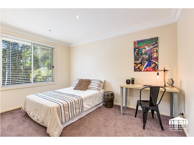 34 Leichhardt Rd, Valentine NSW 2280