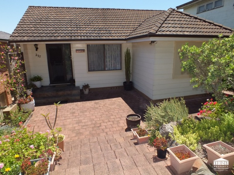 257 Excelsior Parade, Toronto NSW 2283