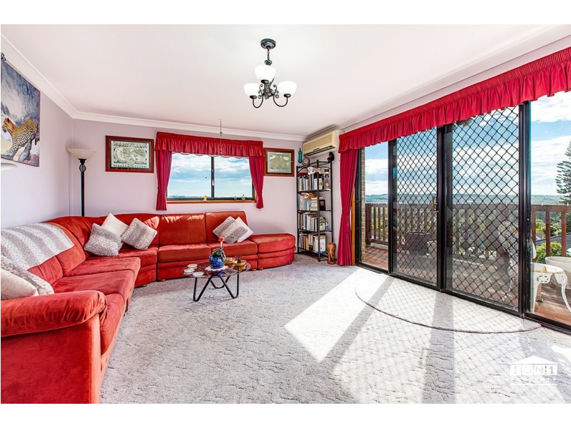 3 Canning Close, Tingira Heights NSW 2290