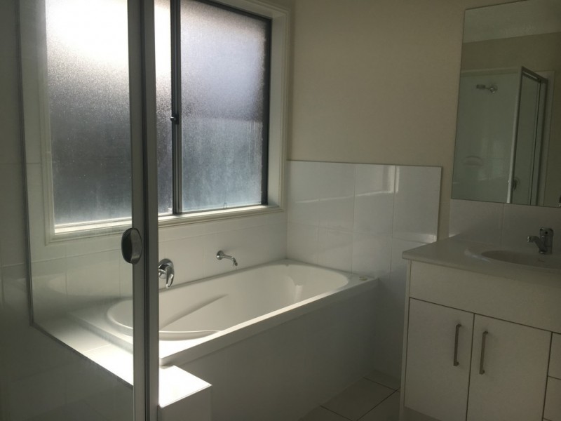 27 Jabiru Drive, Fern Bay NSW 2295