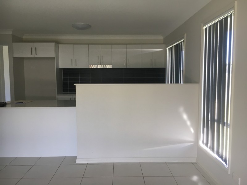 27 Jabiru Drive, Fern Bay NSW 2295