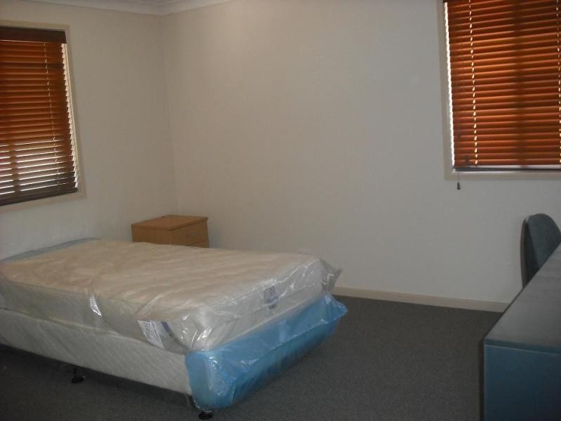 Room6/135 University Drive, North Lambton NSW 2299