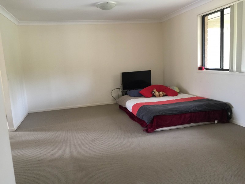 15 Cambrian Place, East Maitland NSW 2323