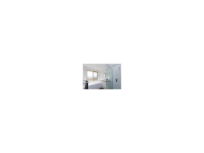 18 Zinfandel Crescent, Cessnock NSW 2325