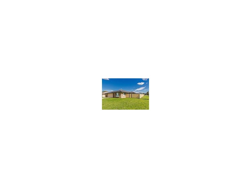 18 Zinfandel Crescent, Cessnock NSW 2325