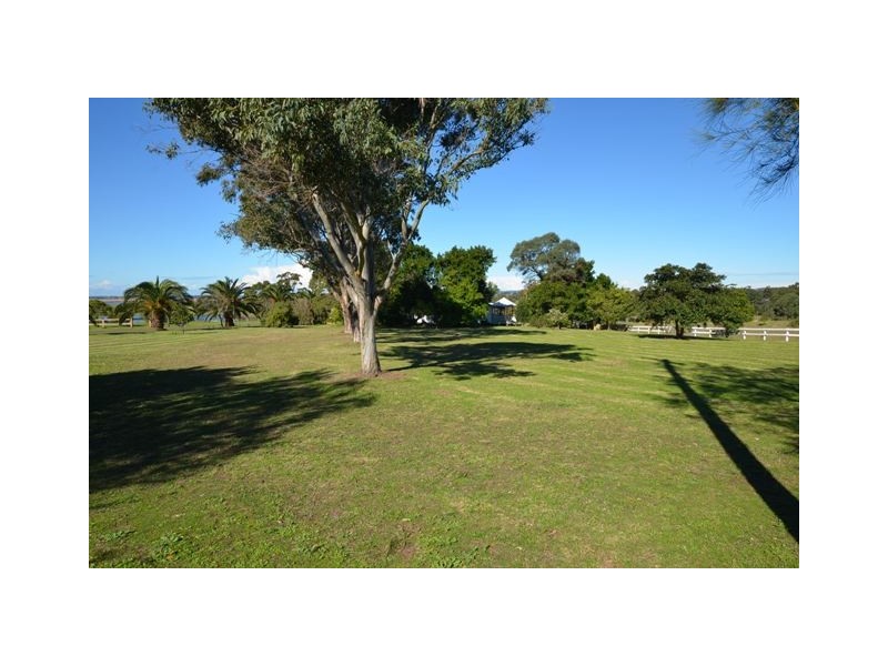3 Walters Parade, Black Hill NSW 2322