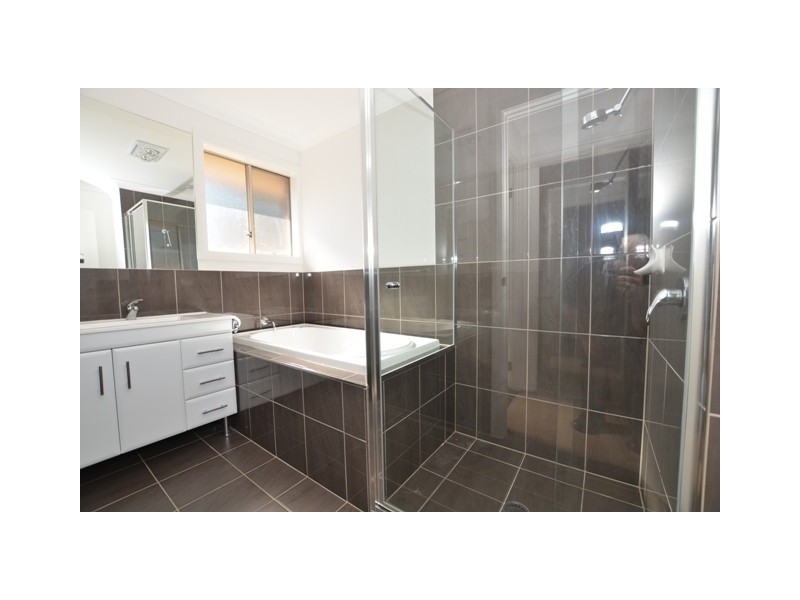 21A Lakeview Street, Boolaroo NSW 2284