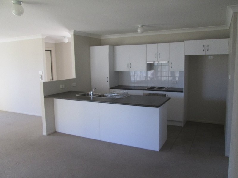 1/76 Brigantine Street, Rutherford NSW 2320
