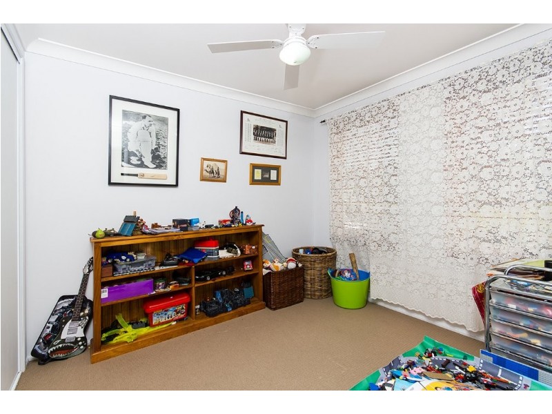 15 Butterfield Crescent, Ashtonfield NSW 2323