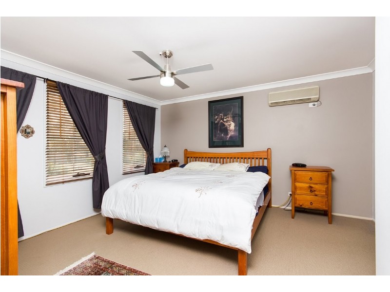 15 Butterfield Crescent, Ashtonfield NSW 2323