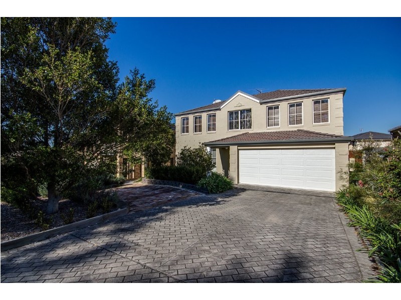 15 Butterfield Crescent, Ashtonfield NSW 2323