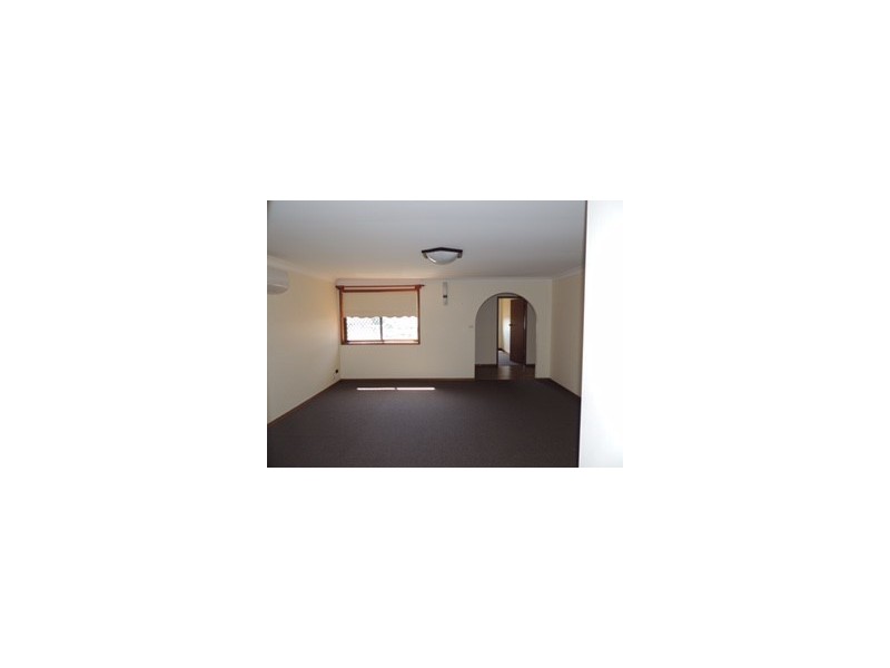 16 Wolstenholme Street, Rutherford NSW 2320