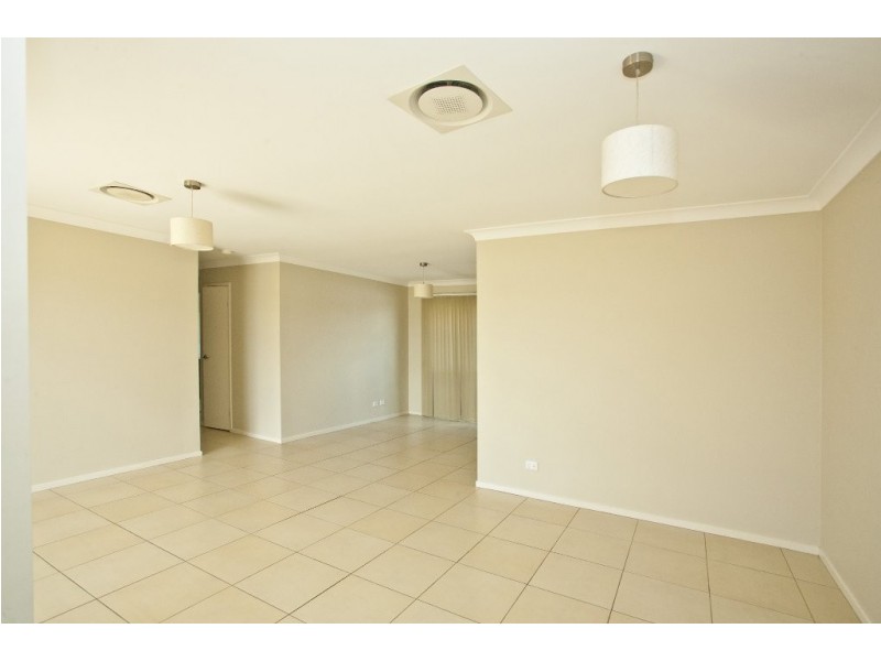 1/3 Allwood Close, Branxton NSW 2335