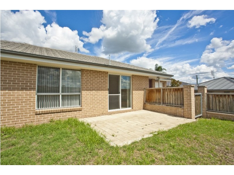1/3 Allwood Close, Branxton NSW 2335