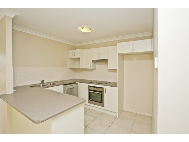 16 Niven Parade, Rutherford NSW 2320