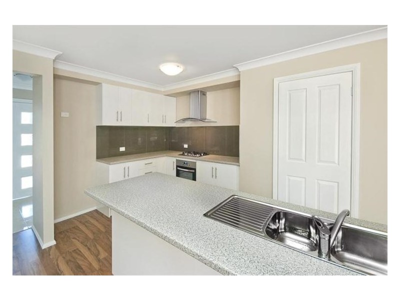 19 Dunbar Road, Cameron Park NSW 2285