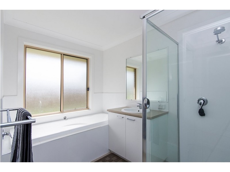18 Zinfandel Circuit, Cessnock NSW 2325