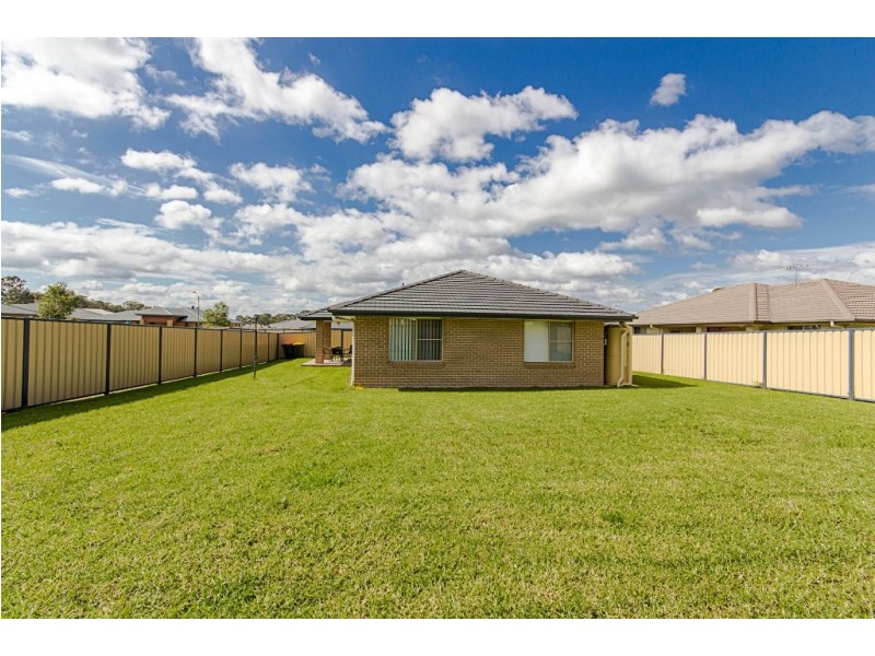 18 Zinfandel Circuit, Cessnock NSW 2325