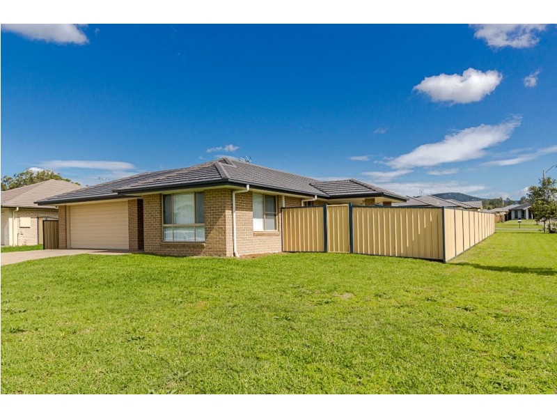 18 Zinfandel Circuit, Cessnock NSW 2325